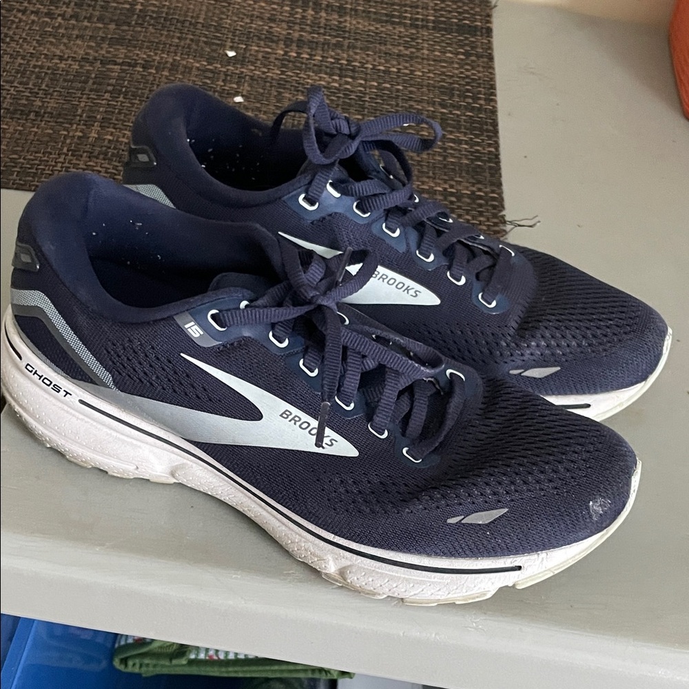 Brooks Ghost 15 Women's Size 10 Cushion Neutral Running Shoes